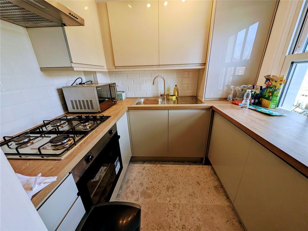 Property photo 2 of 8 Picture No. 06