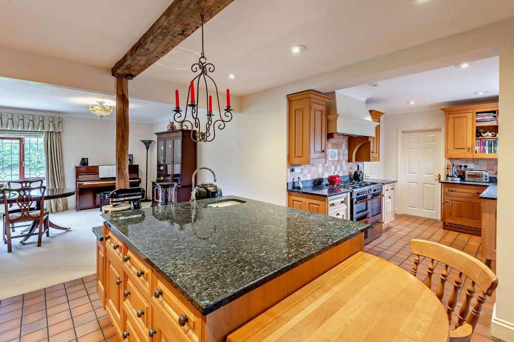 Property photo 3 of 15 Picture No. 07