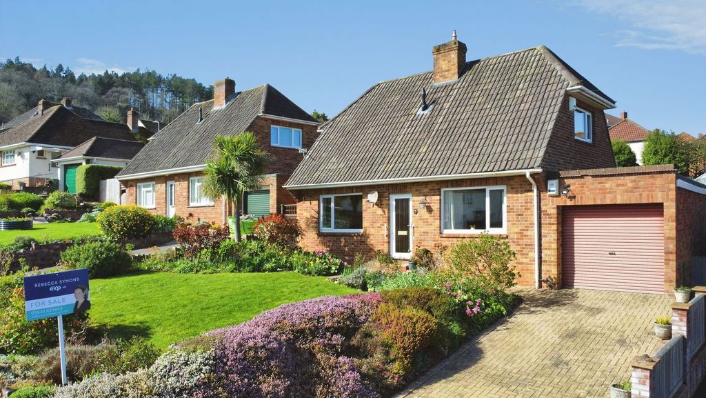 Property photo 1 of 27