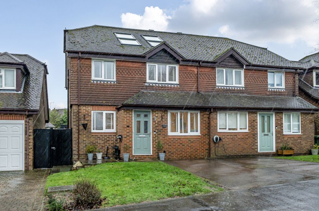 Property photo 1 of 17 1403034-1-6970d0B...