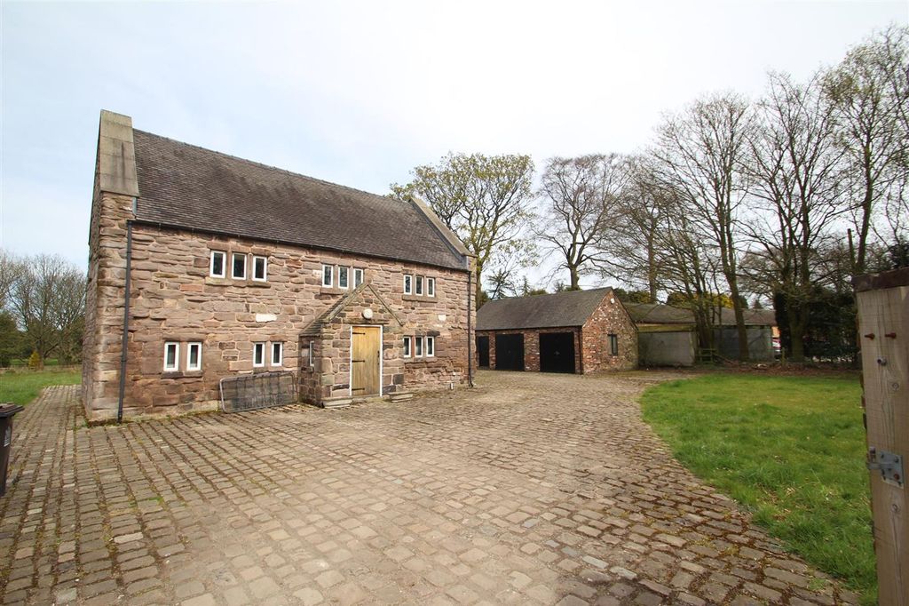 Property photo 2 of 18