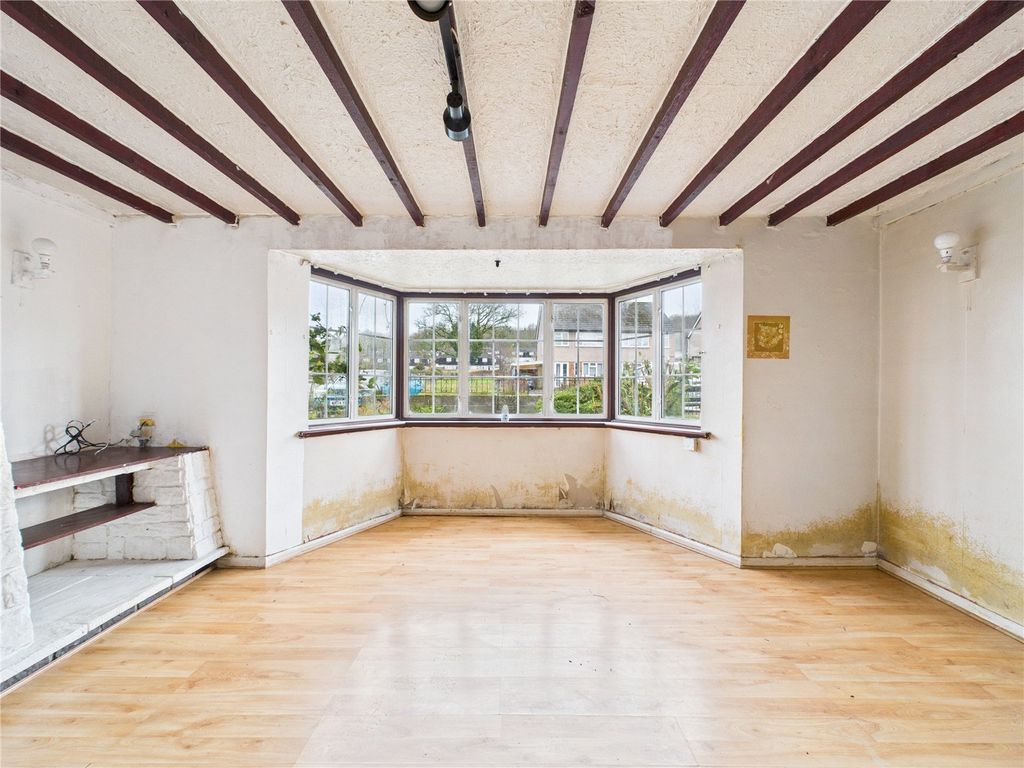 Property photo 3 of 23 Picture No. 05