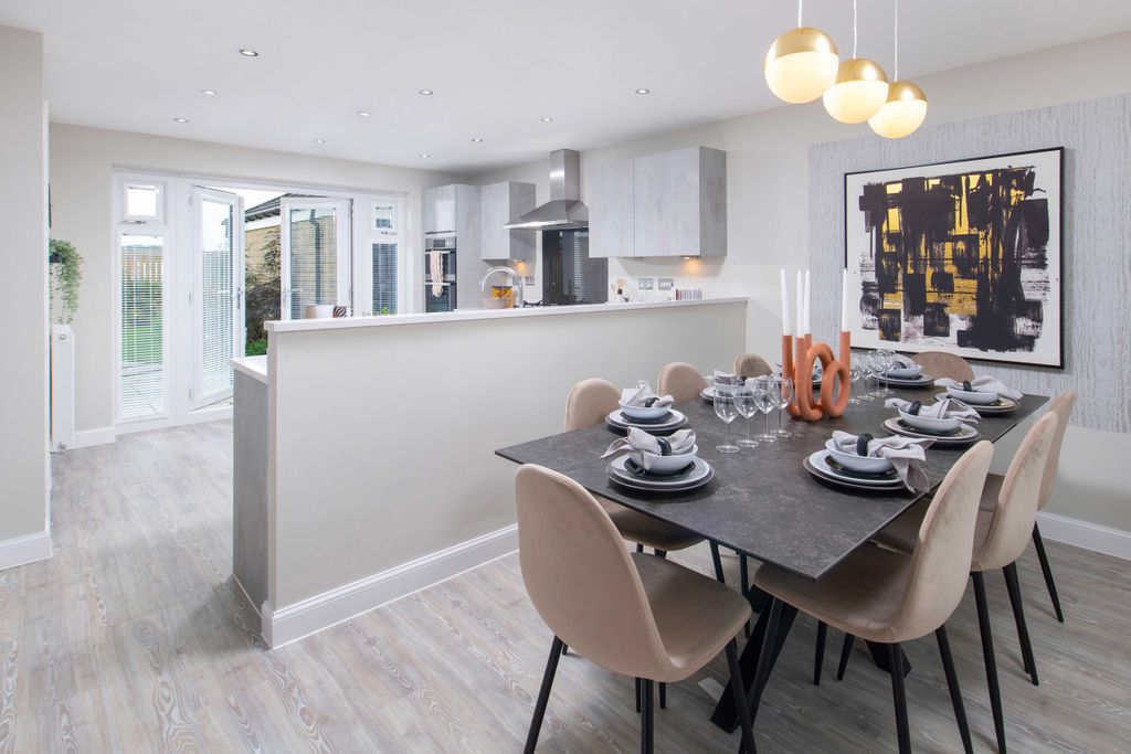 Property photo 3 of 10 Avondale Kitchen