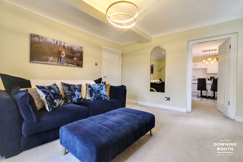 Property photo 3 of 20