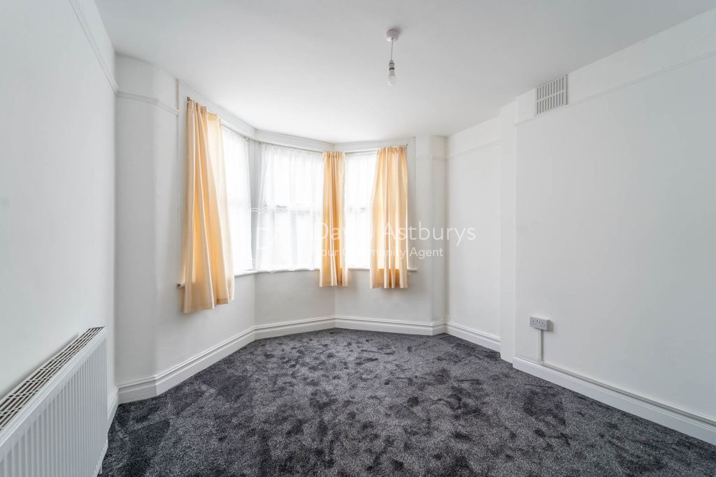 Property photo 1 of 11 Mba06969