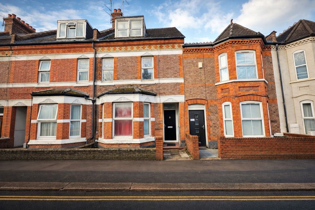 Property photo 1 of 6 4836480