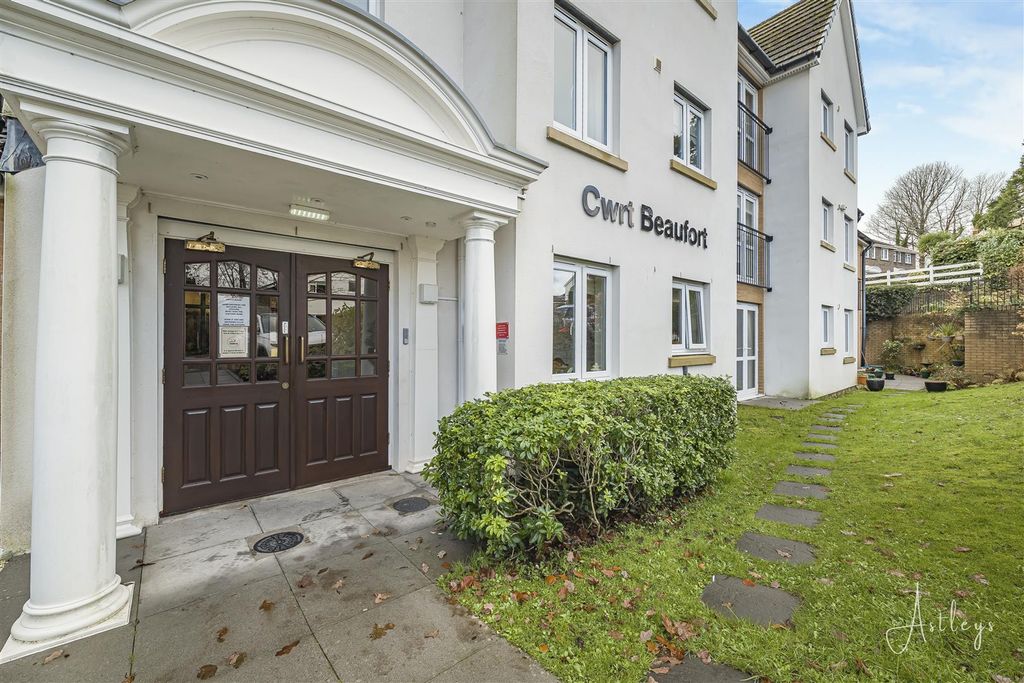 Property photo 1 of 18 15-P1107083.Jpg