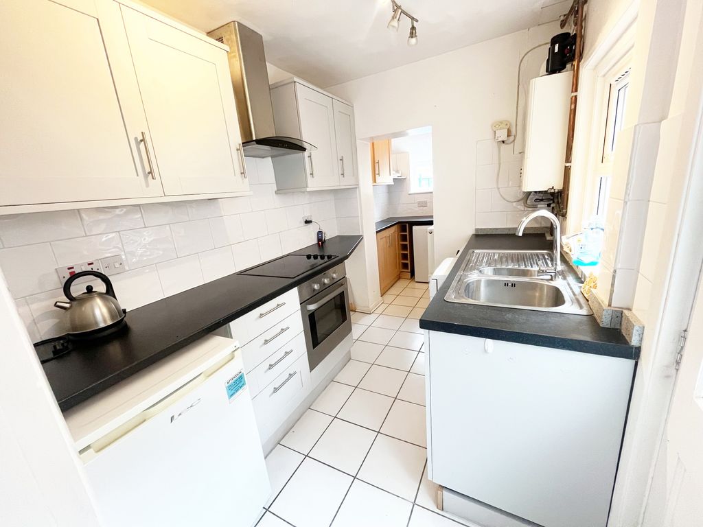 Property photo 2 of 12 Img_7675