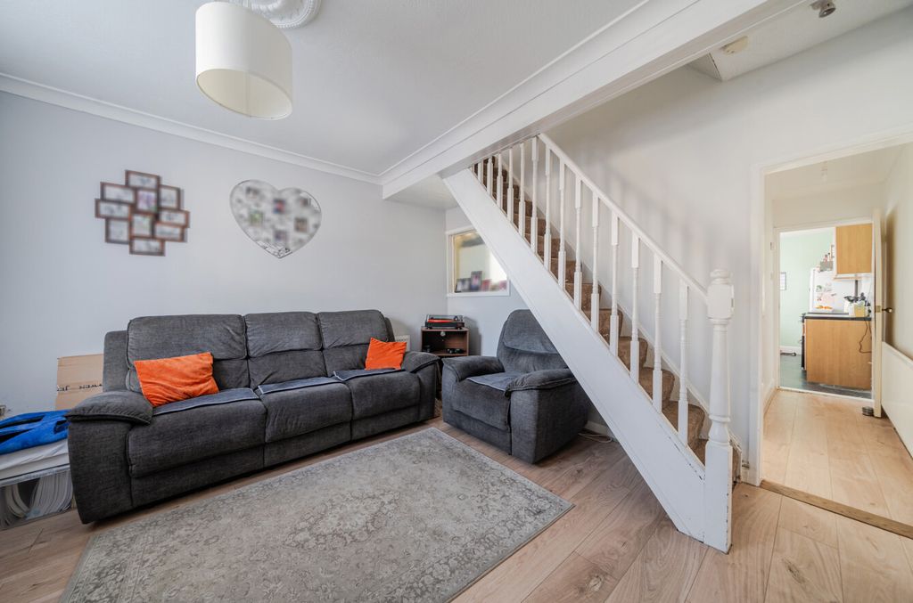 Property photo 2 of 10 1499542-1-6A6B35B...