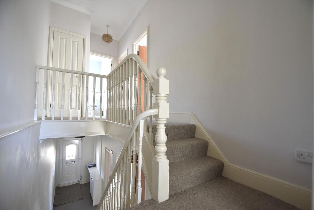 Additional image 6 of 3 bed property to rentAvenue Road, Shanklin PO37