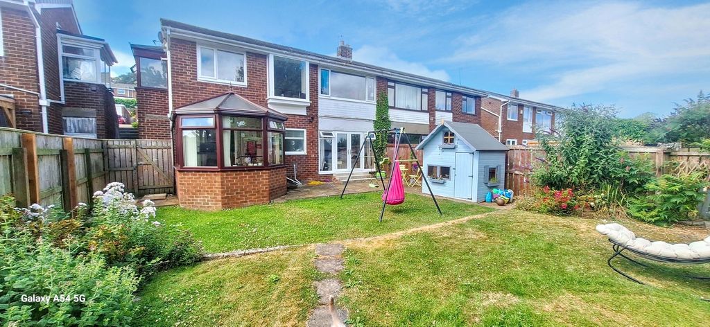 Property photo 1 of 31