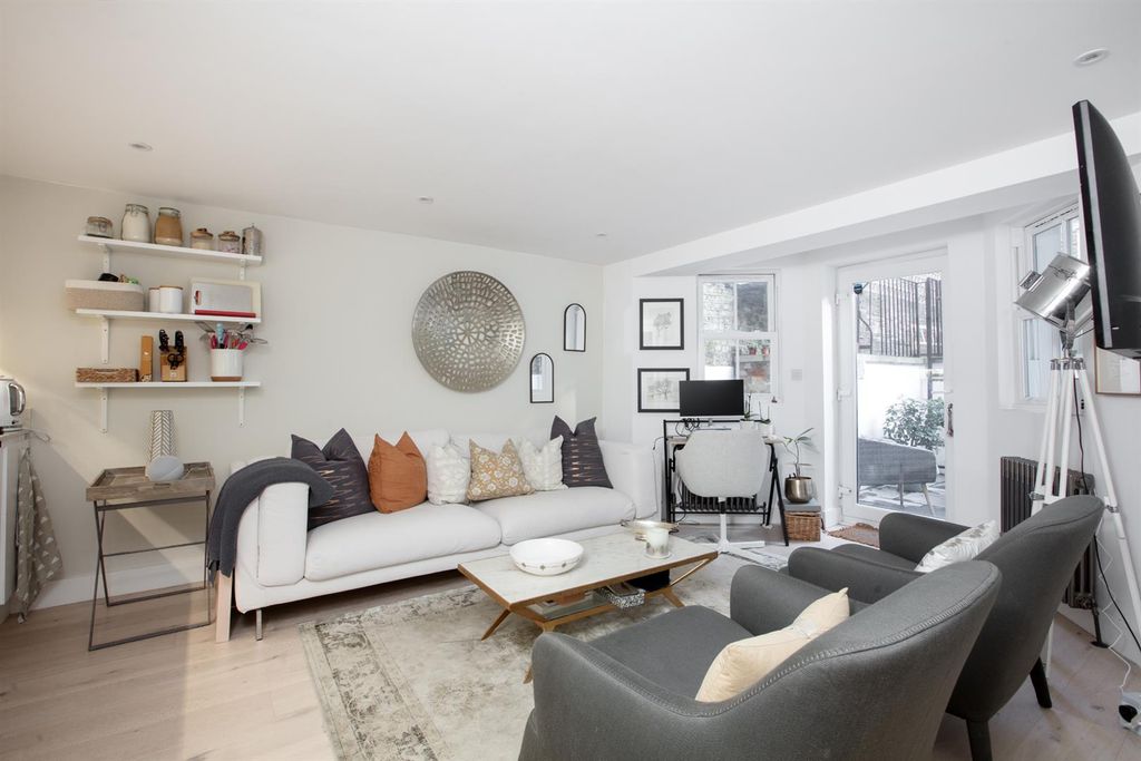 Property photo 2 of 12 3Y6A6385.Jpg