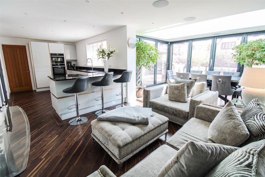 Property photo 2 of 24 Img_2906.Jpg