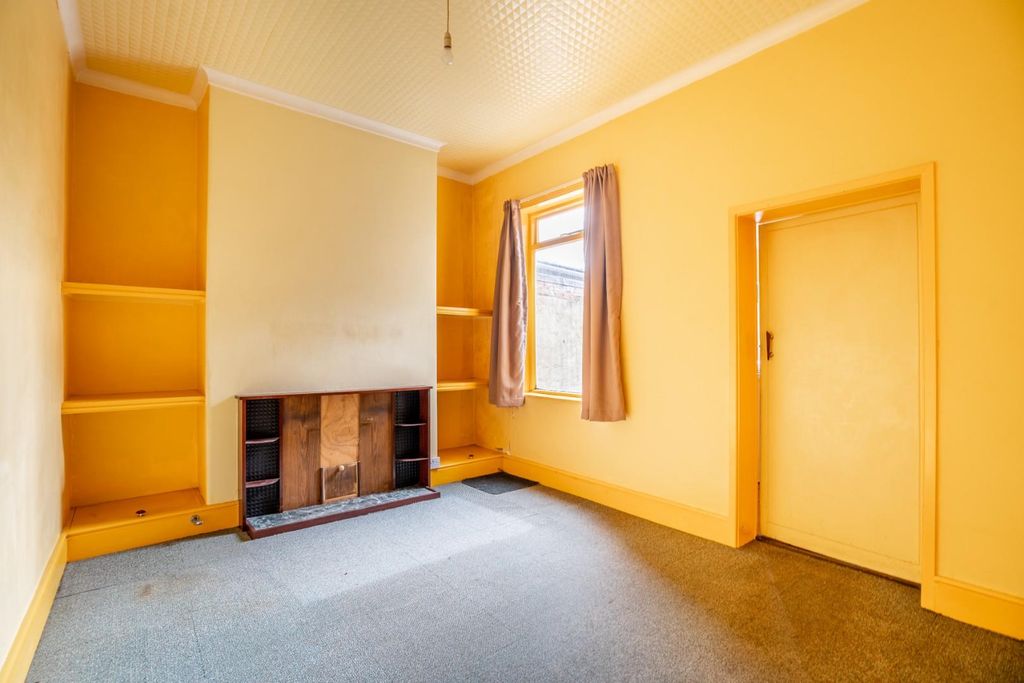 Property photo 3 of 14 Mg-3.Jpg