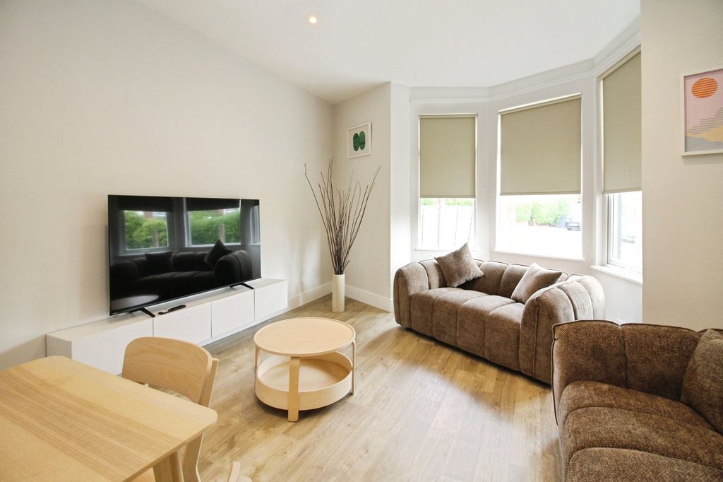 Property photo 1 of 16 Picture No. 34