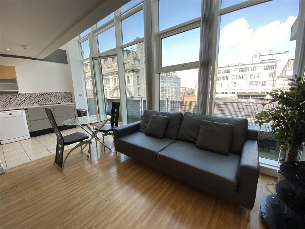 Property photo 2 of 17
