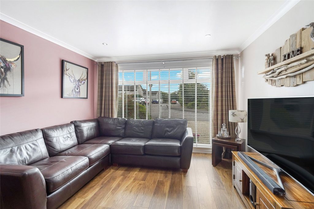 Property photo 3 of 22 Picture No. 03