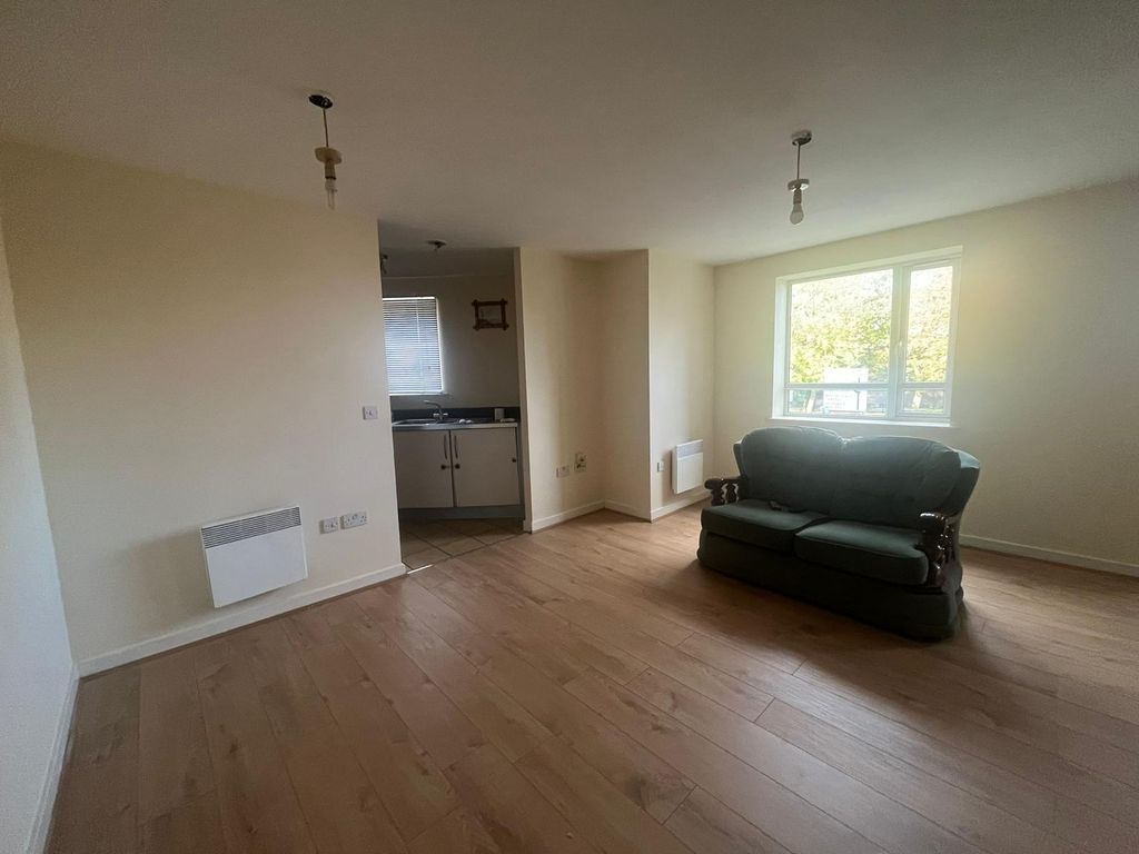 Property photo 2 of 10 Image