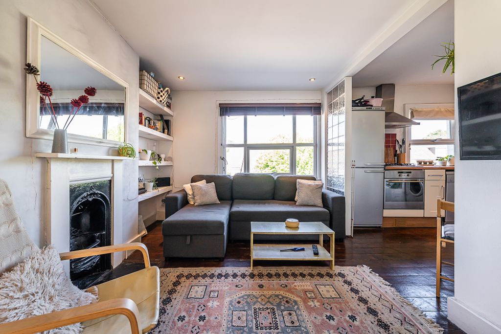 Property photo 1 of 14