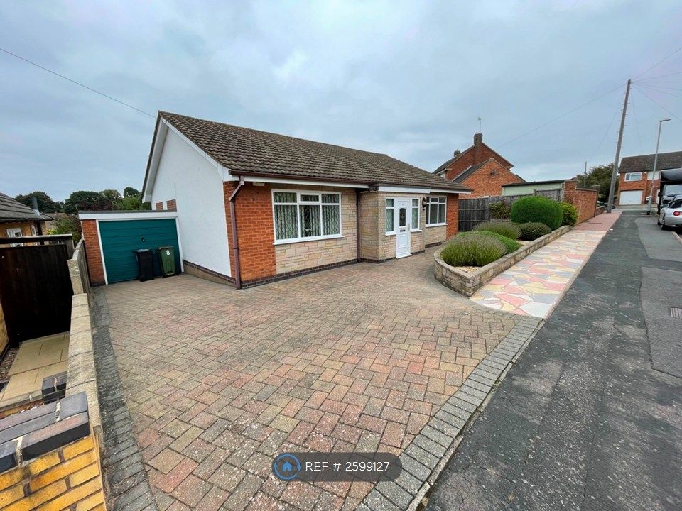 Property photo 2 of 35