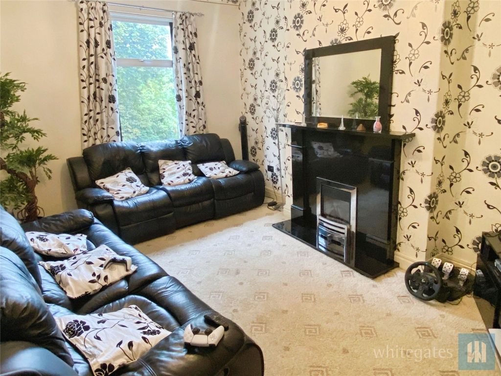 Property photo 3 of 11 Picture No. 19