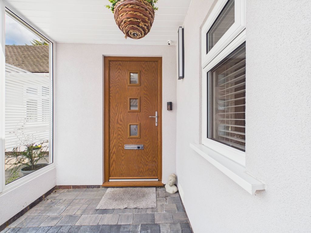 Property photo 3 of 57 Cam03293G0-Pr0272-Still017