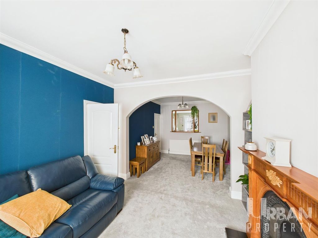 Property photo 3 of 19 Cam03038G0-Pr0173-Still016.Jpg