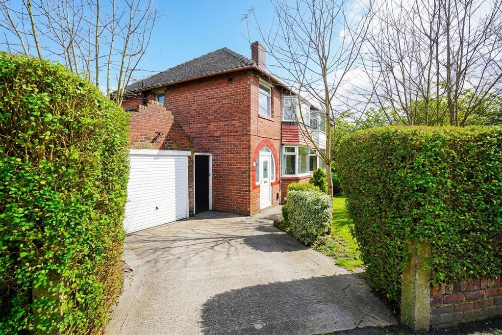 Property photo 1 of 23