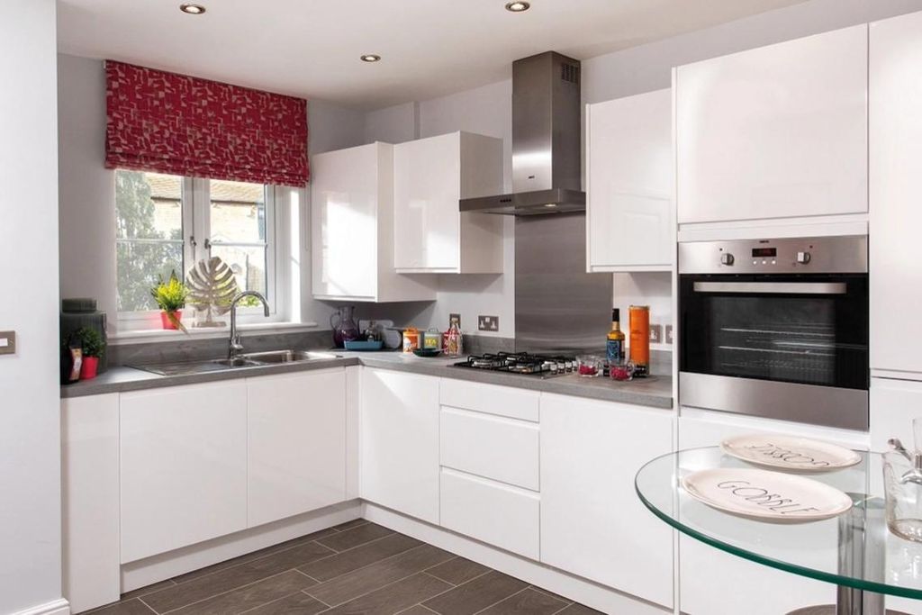 Property photo 3 of 6