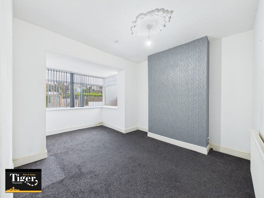 Property photo 3 of 15 Cam03440G0-Pr0569-Still004