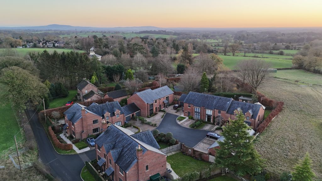 Property photo 2 of 20 Gallery