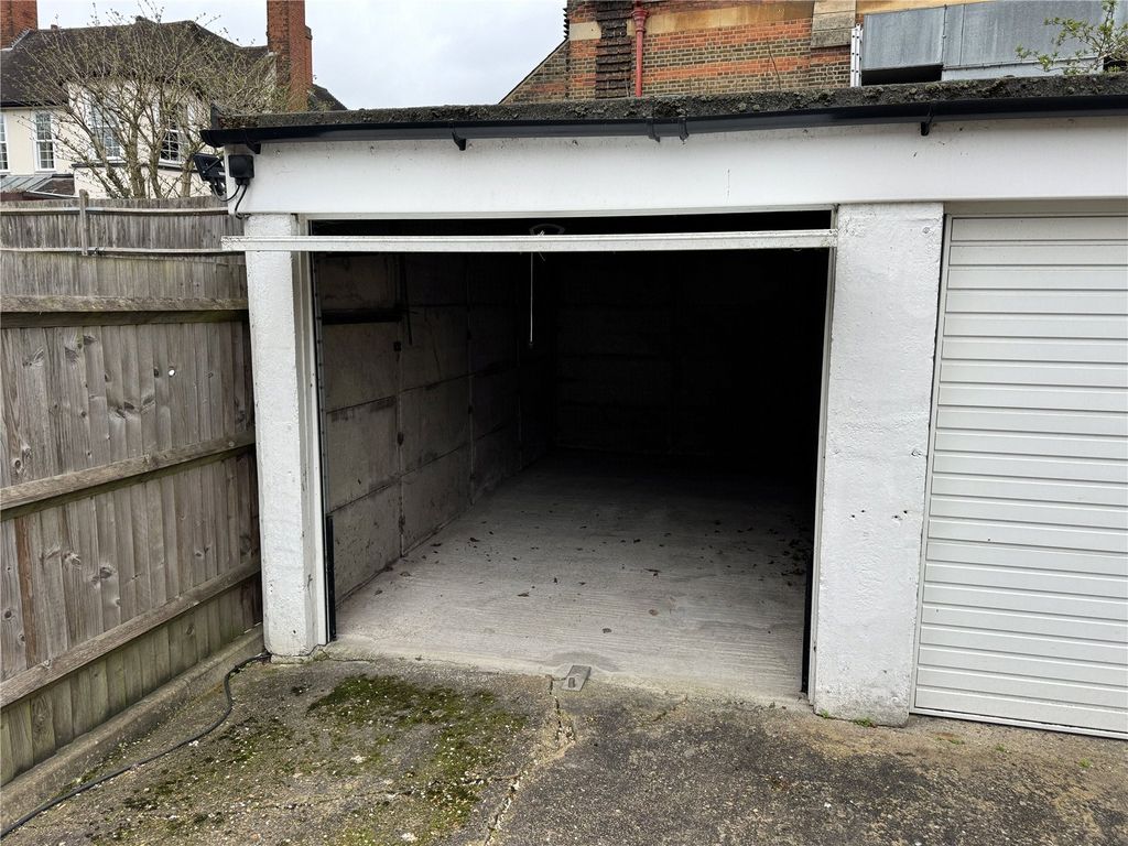 Property photo 2 of 8 Picture No. 01