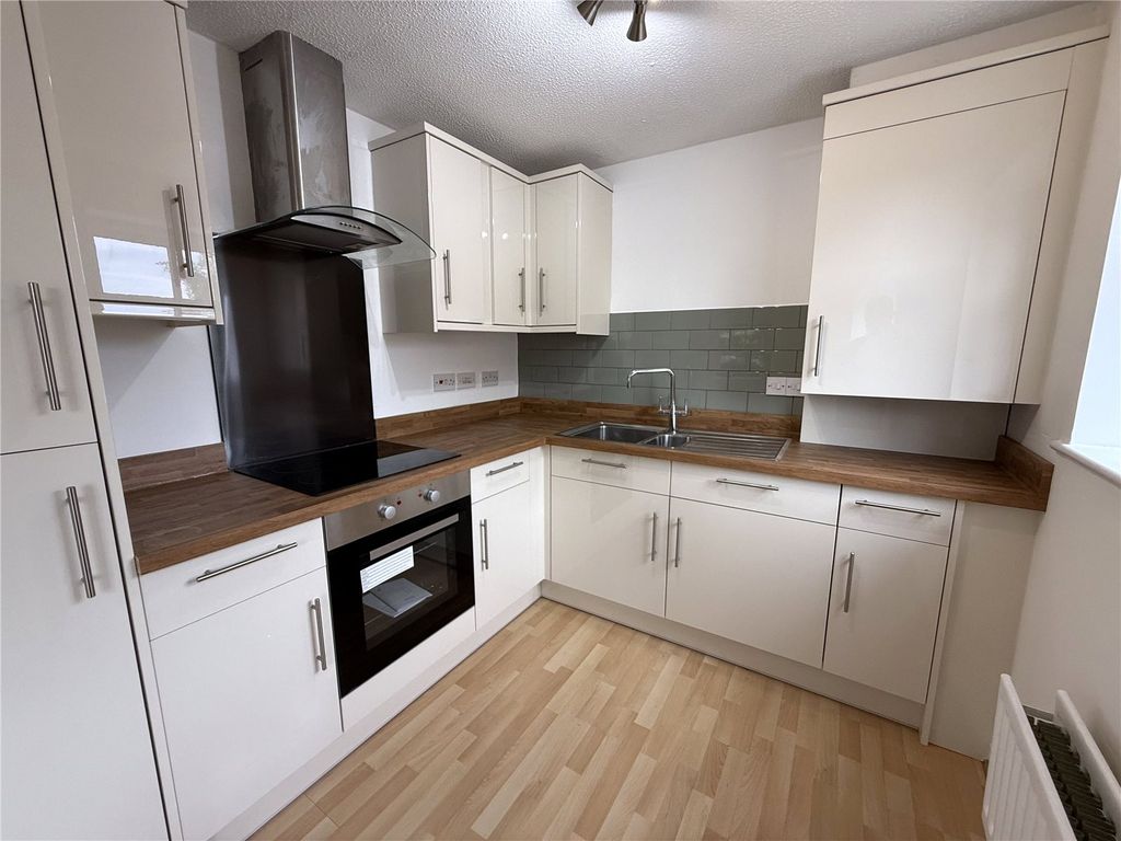 Property photo 1 of 8 Picture No. 08