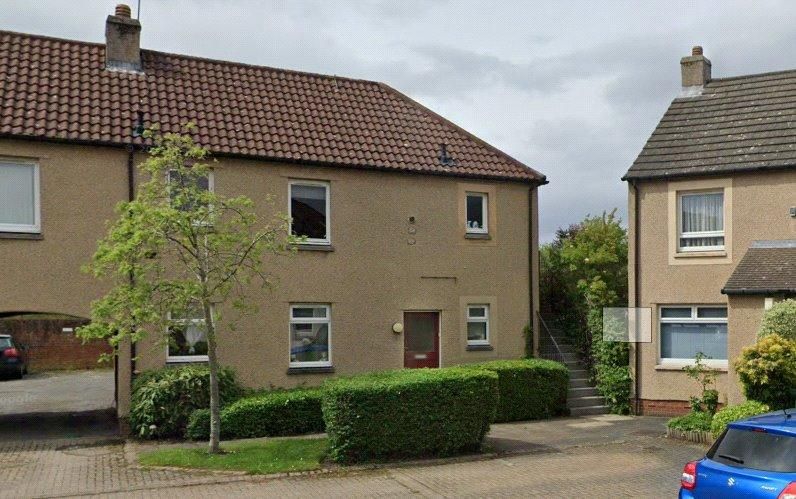 Property photo 1 of 5