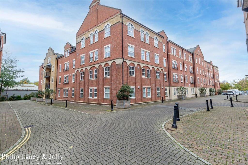 Property photo 1 of 24 Harry-Davi.Jpg