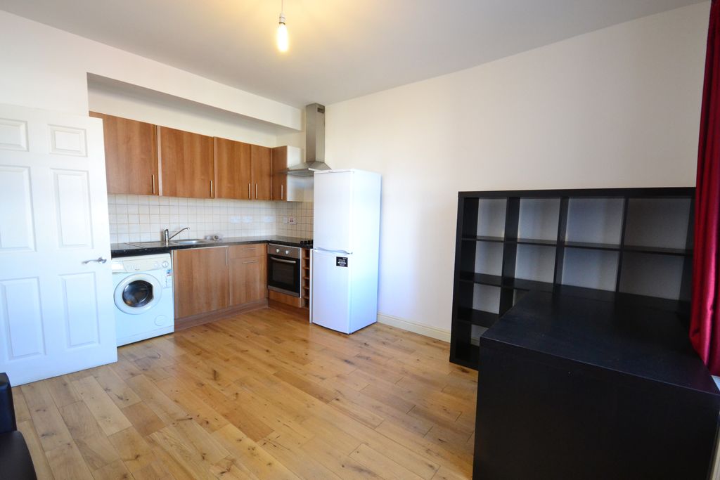 Property photo 2 of 7
