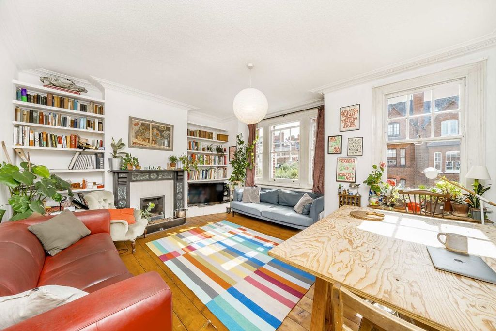 Property photo 2 of 14