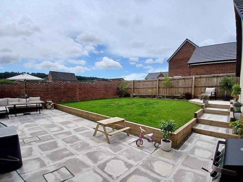 Property photo 2 of 19