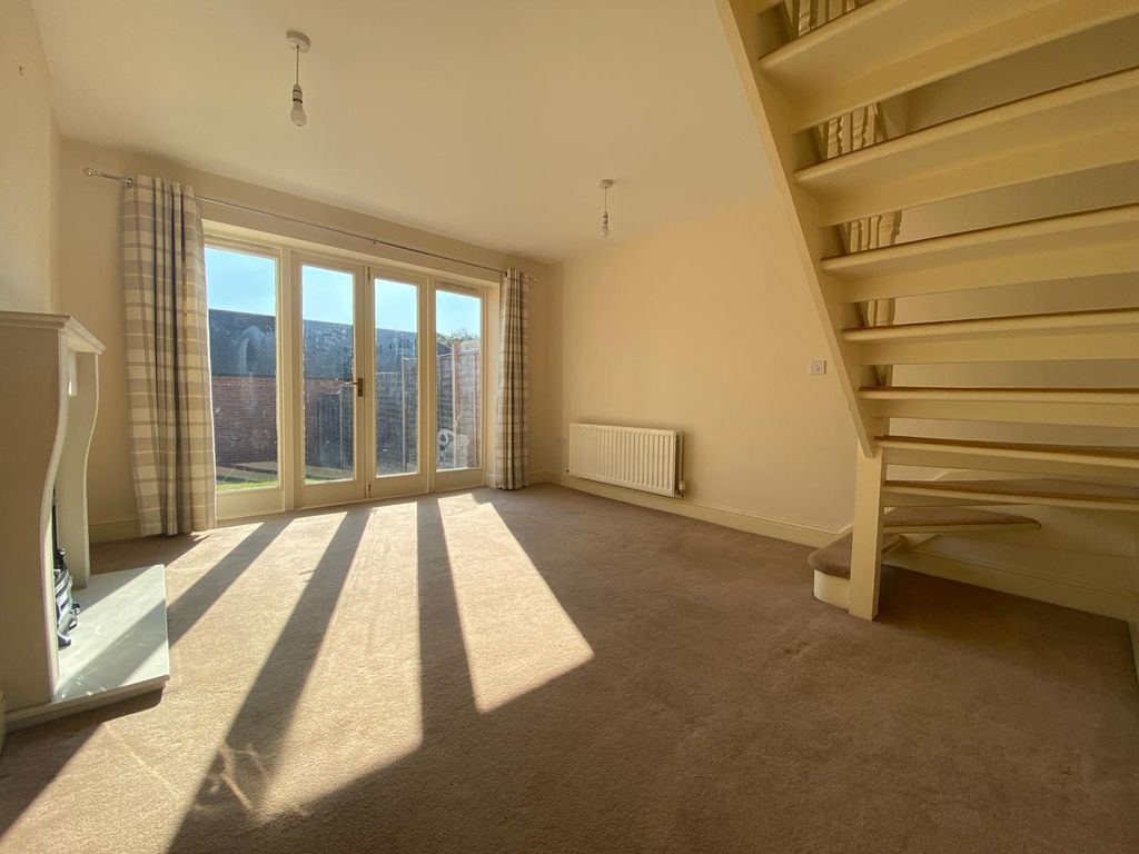 Property photo 3 of 10 Image