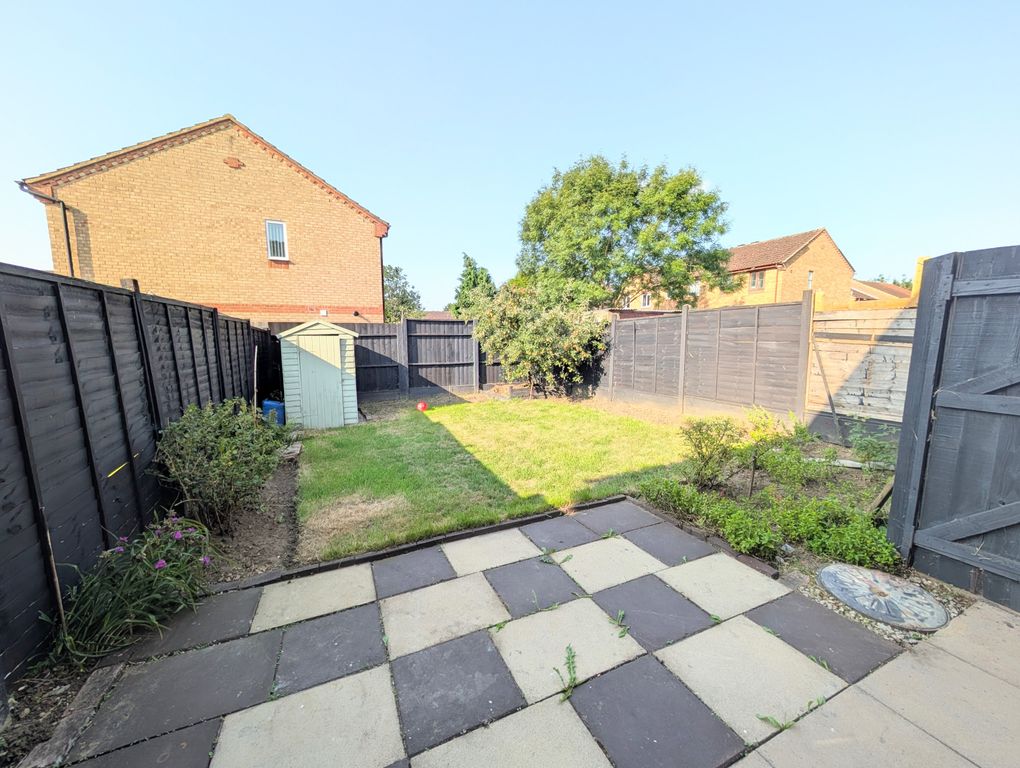 Property photo 2 of 8