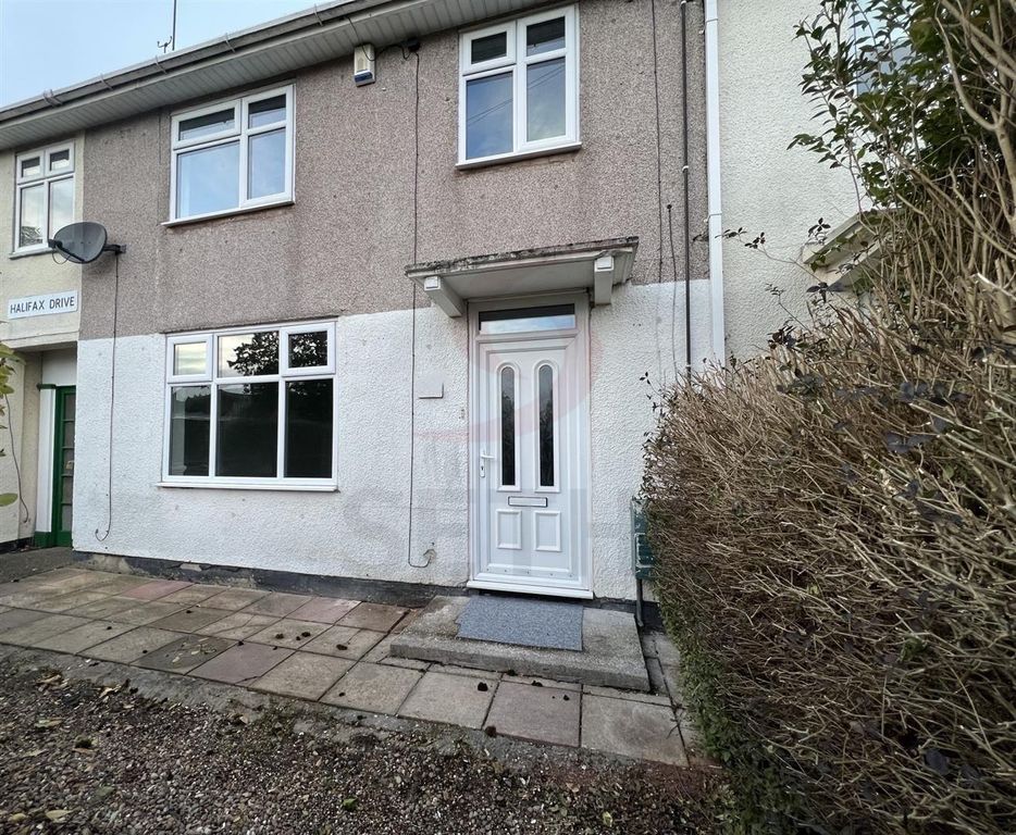 Property photo 1 of 10 Front