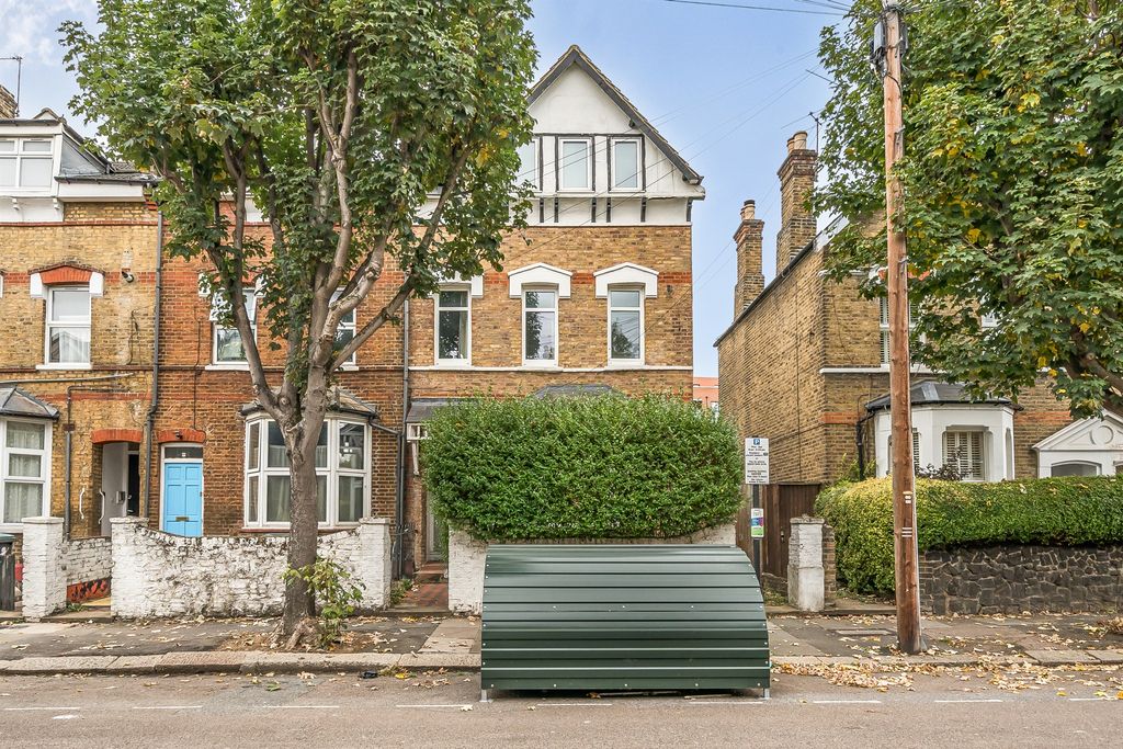 Property photo 1 of 13