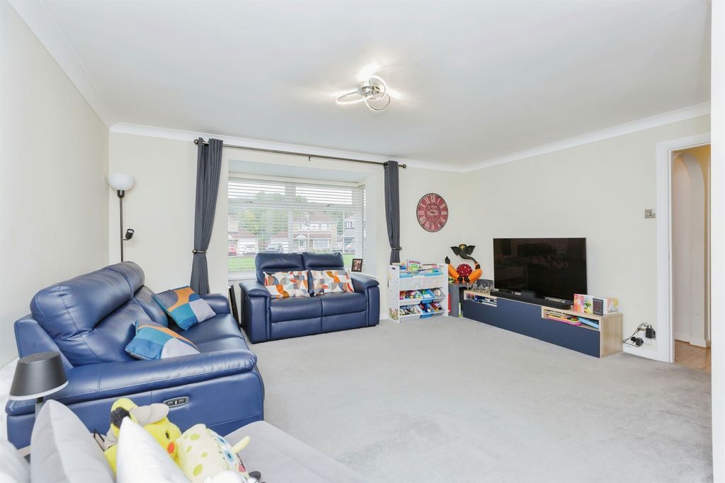 Property photo 3 of 17