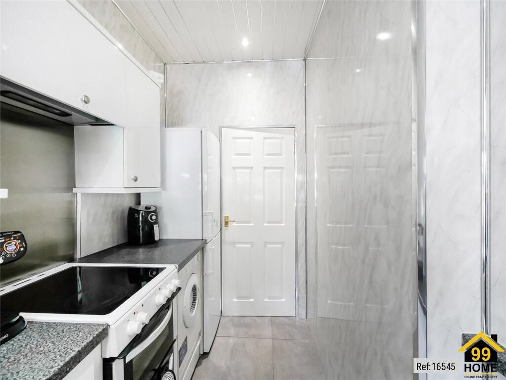 Property photo 3 of 15 Photo 2