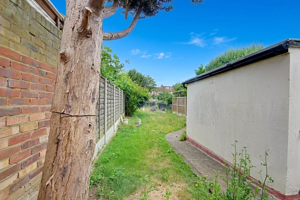 Property photo 3 of 14 Picture No. 04
