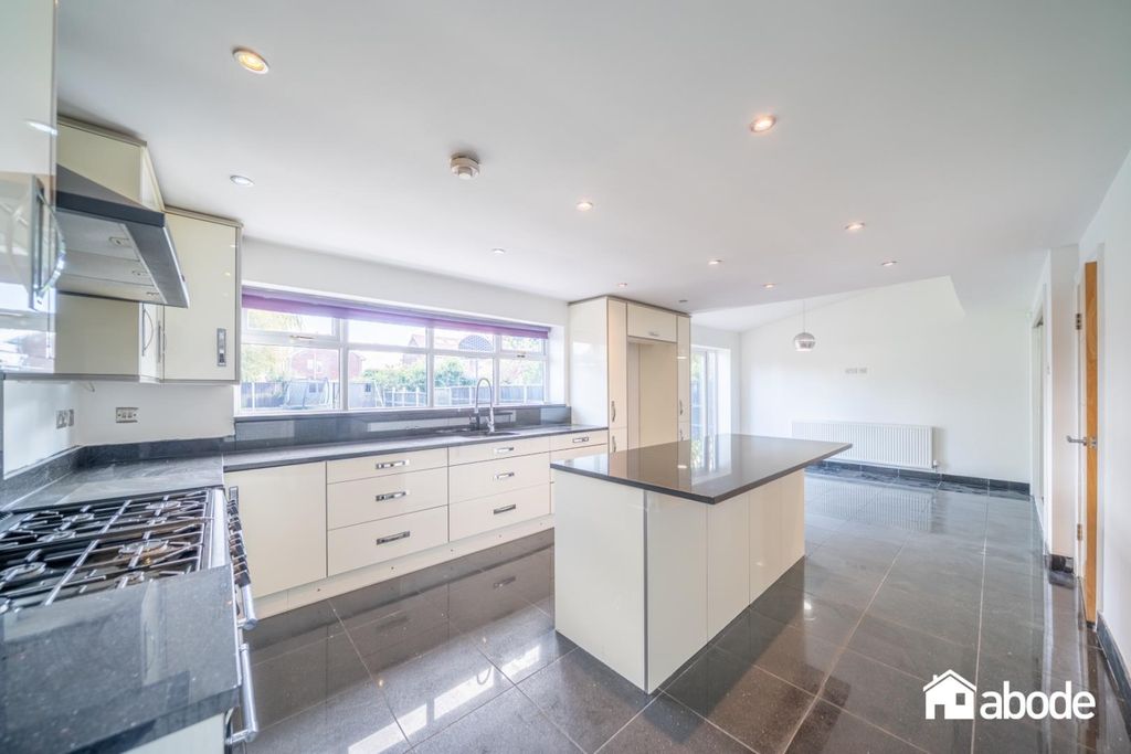 Property photo 1 of 31 Dsc09767-Hdr.Jpg