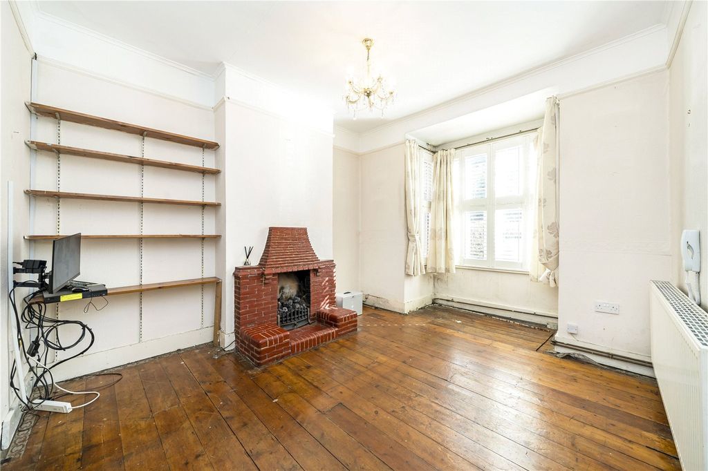 Property photo 2 of 7 Picture No. 04