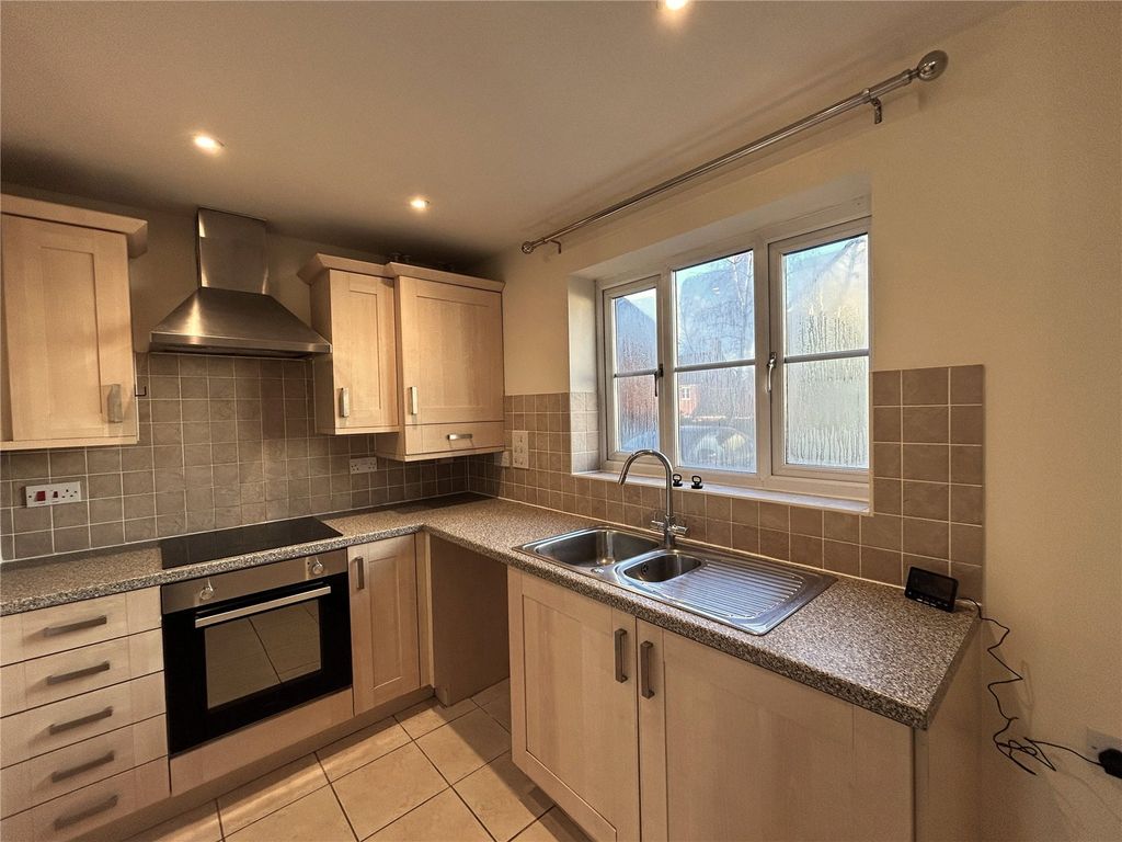 Property photo 3 of 10 Picture No. 14