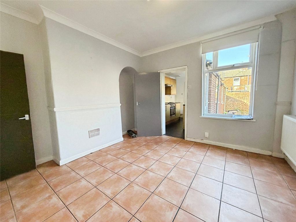 Property photo 3 of 13 Dining Room