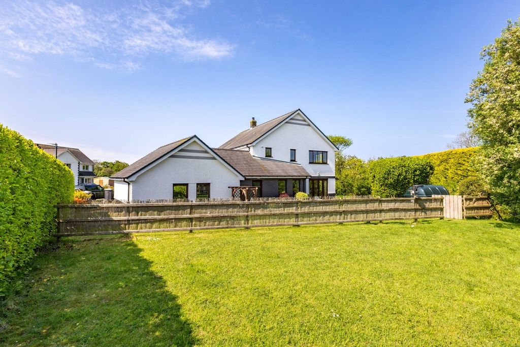 Property photo 2 of 69